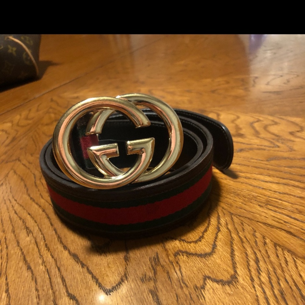 AUTHENTIC Gucci belt